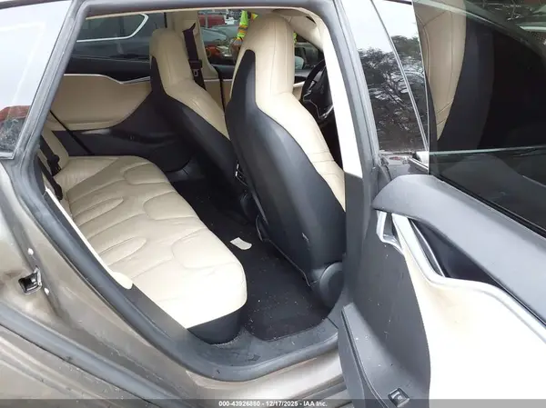 5YJSA1E22GF142450 2016 TESLA MODEL S - Image 8