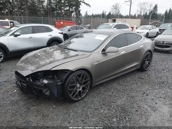 5YJSA1E22GF144456 2016 TESLA MODEL S - Image 2