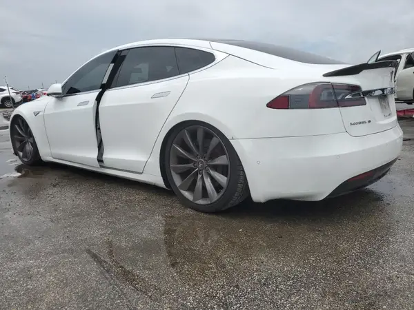 5YJSA1E22GF148104 2016 TESLA MODEL S - Image 2