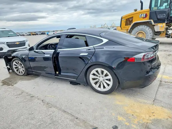 5YJSA1E22GF159183 2016 TESLA MODEL S - Image 2