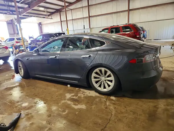 5YJSA1E22GF166893 2016 TESLA MODEL S - Image 2