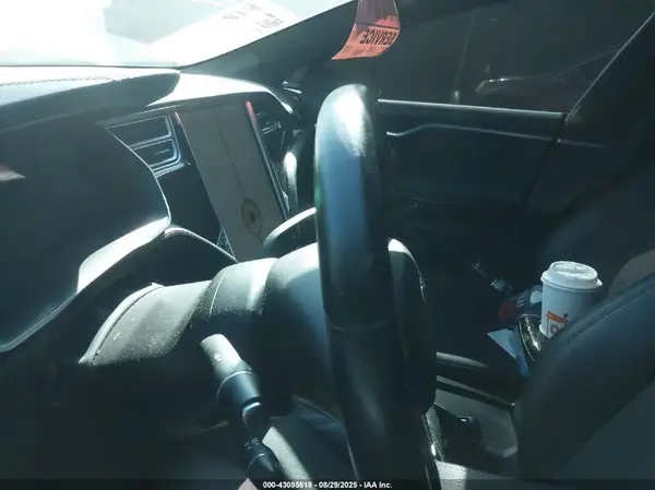 2016 TESLA MODEL S auction photo 7