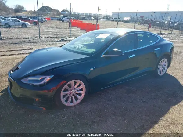 5YJSA1E22GF174301 2016 TESLA MODEL S - Image 2