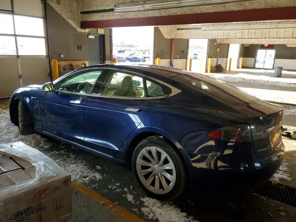 5YJSA1E22HF189740 2017 TESLA MODEL S - Image 2