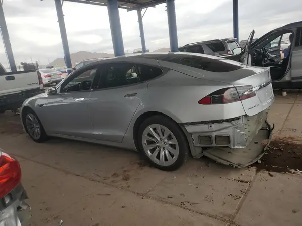 5YJSA1E22HF197885 2017 TESLA MODEL S - Image 2