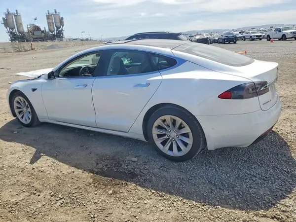 5YJSA1E22HF199068 2017 TESLA MODEL S - Image 2