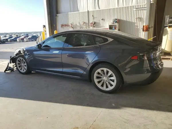 5YJSA1E22HF217309 2017 TESLA MODEL S - Image 2
