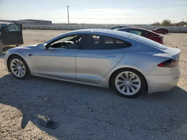 5YJSA1E22HF219660 2017 TESLA MODEL S - Image 2