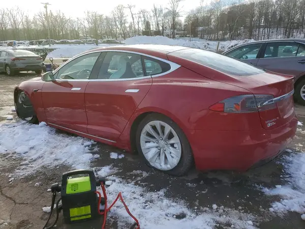 5YJSA1E22HF224681 2017 TESLA MODEL S - Image 2