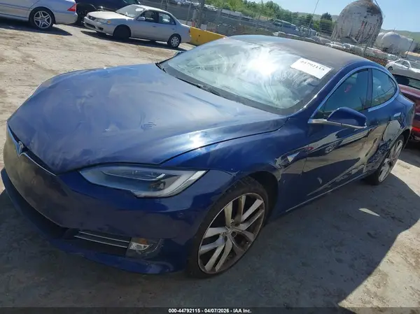 5YJSA1E22HF230366 2017 TESLA MODEL S - Image 2