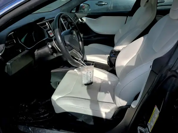 2018 TESLA MODEL S auction photo 7