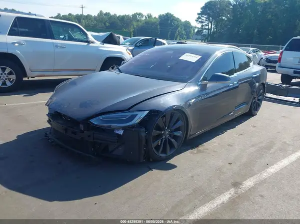 5YJSA1E22JF245505 2018 TESLA MODEL S - Image 2