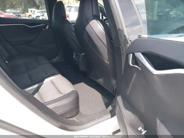 5YJSA1E22JF246928 2018 TESLA MODEL S - Image 8