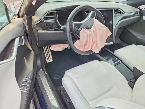 5YJSA1E22JF248386 2018 TESLA MODEL S - Image 8