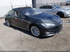 5YJSA1E22JF260912 2018 TESLA MODEL S
