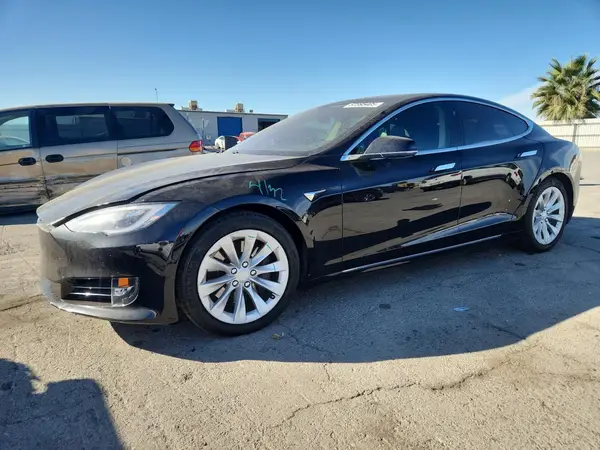 5YJSA1E22JF267066 2018 TESLA MODEL S - Image 1