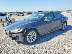 5YJSA1E22JF268377 2018 TESLA MODEL S