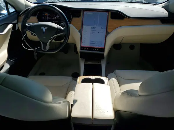 5YJSA1E22JF268377 2018 TESLA MODEL S - Image 8