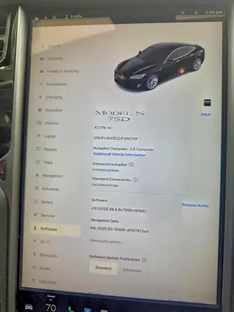 5YJSA1E22JF268749 2018 TESLA MODEL S - Image 8