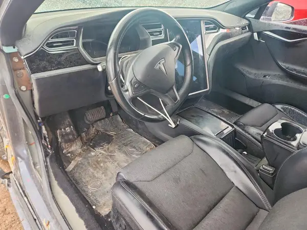 5YJSA1E22JF274549 2018 TESLA MODEL S - Image 8