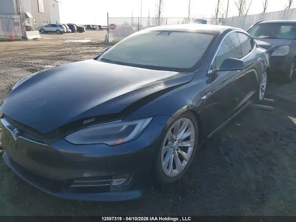 5YJSA1E22JF276298 2018 TESLA MODEL S - Image 2