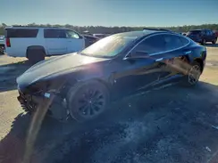 5YJSA1E22JF276687 2018 TESLA MODEL S