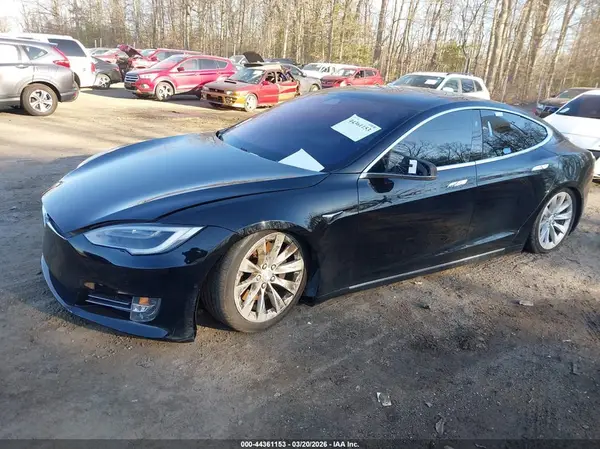 5YJSA1E22JF277127 2018 TESLA MODEL S - Image 2