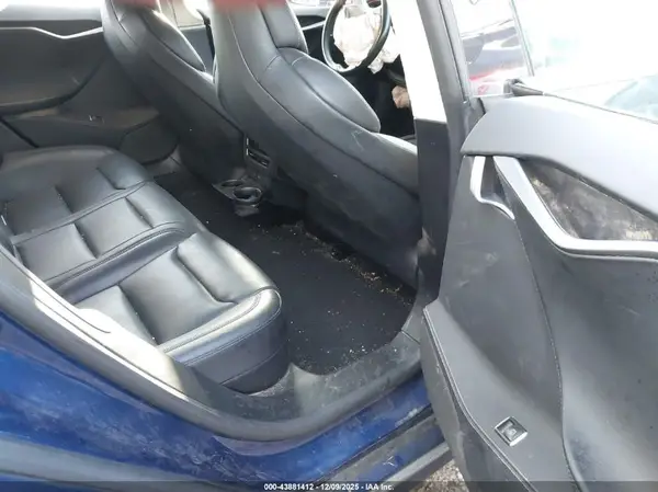 5YJSA1E22JF282960 2018 TESLA MODEL S - Image 8