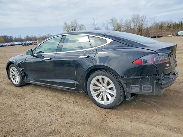 5YJSA1E22JF288029 2018 TESLA MODEL S - Image 2