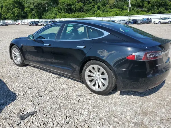 5YJSA1E22JF288032 2018 TESLA MODEL S - Image 2
