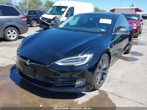 5YJSA1E22JF289195 2018 TESLA MODEL S - Image 2