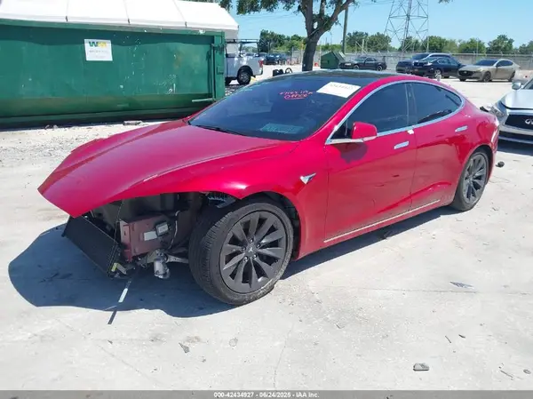 5YJSA1E22JF289763 2018 TESLA MODEL S - Image 2