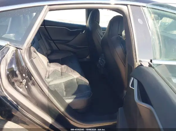 5YJSA1E22JF291612 2018 TESLA MODEL S - Image 8