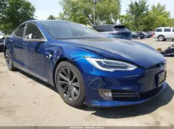 5YJSA1E22JF298141 2018 TESLA MODEL S