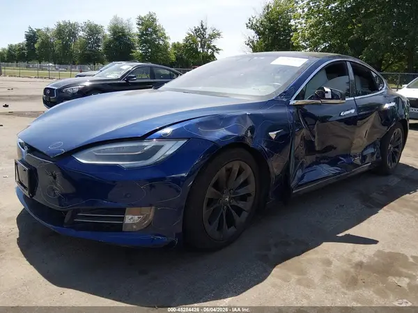 5YJSA1E22JF298141 2018 TESLA MODEL S - Image 2