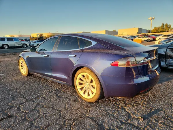 5YJSA1E22KF333259 2019 TESLA MODEL S - Image 2