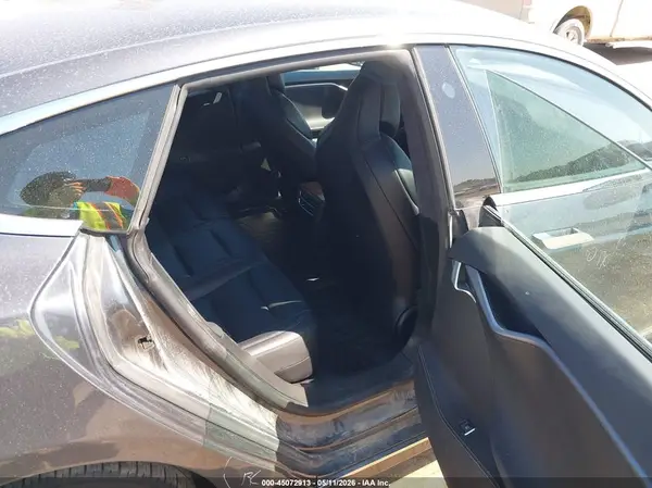 5YJSA1E22KF347601 2019 TESLA MODEL S - Image 8
