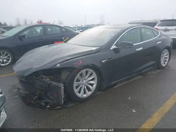 5YJSA1E22LF351763 2020 TESLA MODEL S - Image 2
