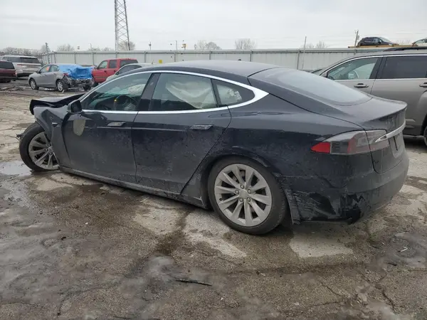 5YJSA1E22LF354405 2020 TESLA MODEL S - Image 2