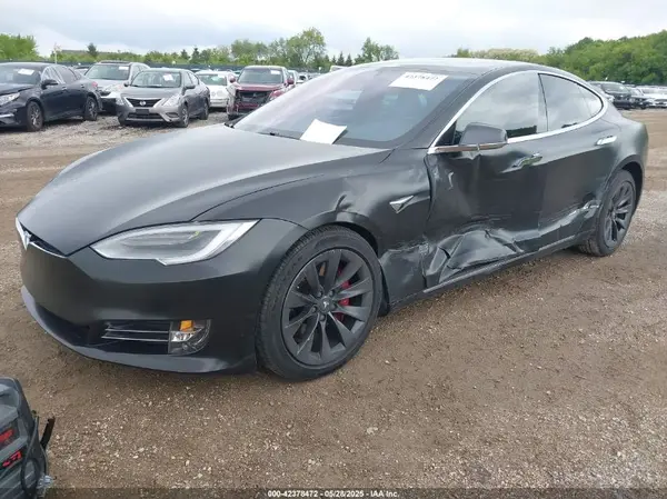 5YJSA1E22LF367526 2020 TESLA MODEL S - Image 2