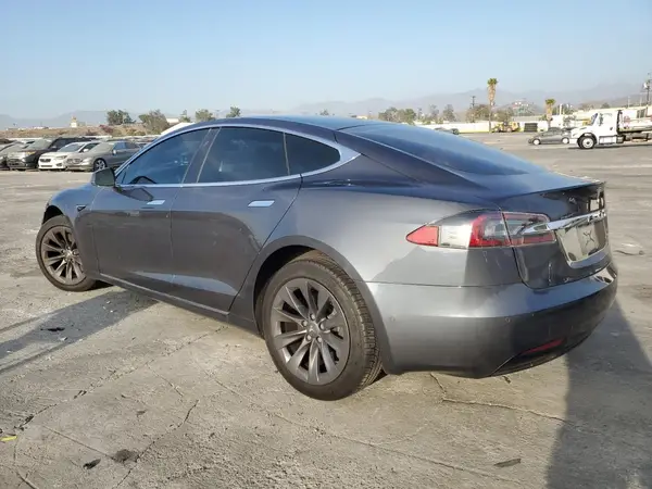 5YJSA1E22LF397111 2020 TESLA MODEL S - Image 2