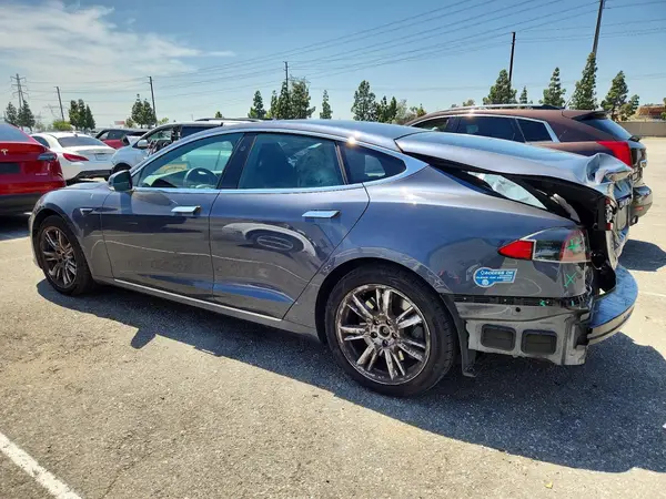 5YJSA1E22LF401285 2020 TESLA MODEL S - Image 2