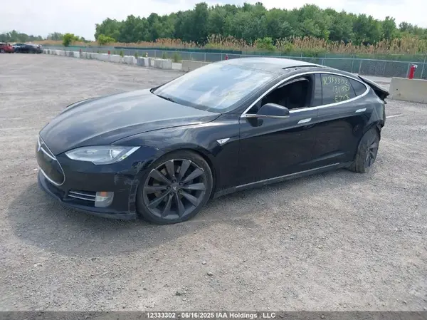 5YJSA1E23GF121039 2016 TESLA MODEL S - Image 2