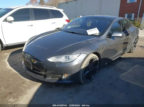 5YJSA1E23GF129903 2016 TESLA MODEL S - Image 2