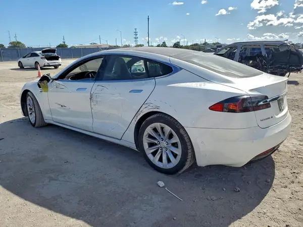 5YJSA1E23GF141730 2016 TESLA MODEL S - Image 2