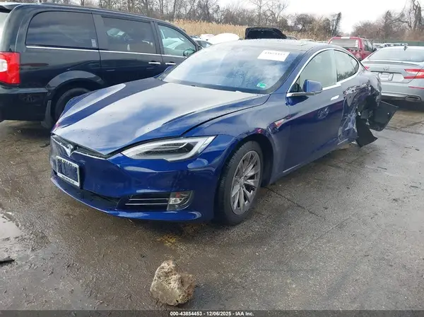 5YJSA1E23GF153845 2016 TESLA MODEL S - Image 2