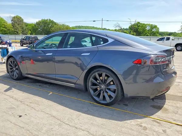 5YJSA1E23HF179394 2017 TESLA MODEL S - Image 2