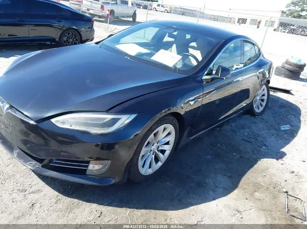 5YJSA1E23HF186409 2017 TESLA MODEL S - Image 2