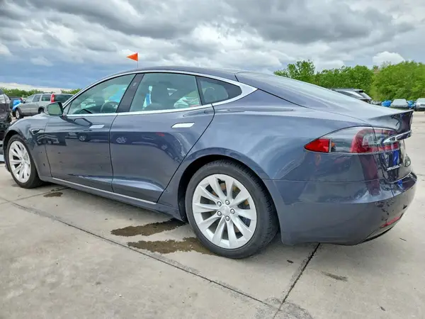 5YJSA1E23HF188967 2017 TESLA MODEL S - Image 2