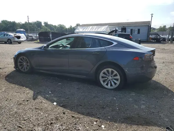 5YJSA1E23HF197300 2017 TESLA MODEL S - Image 2